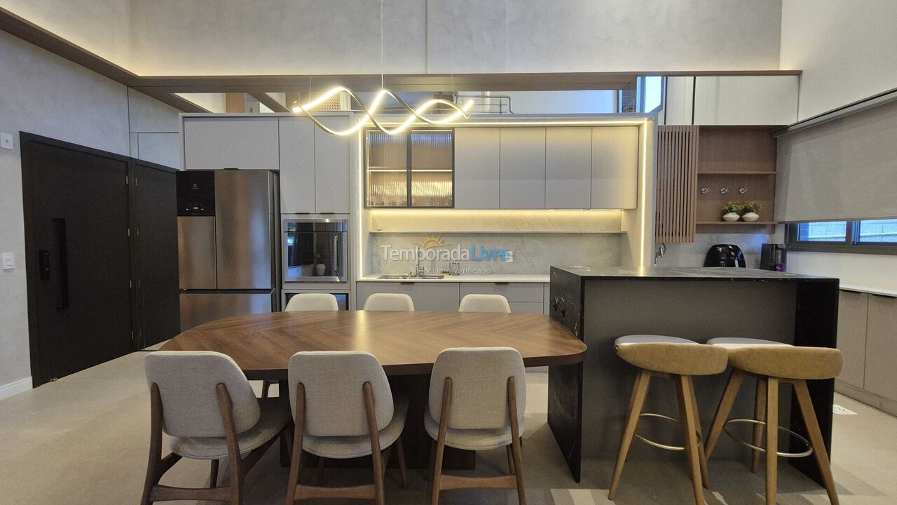 Apartment for vacation rental in Florianopolis (Jurerê Internacional)