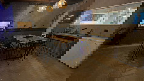 Casa de lujo con 4 suites en Arraial con bañera.