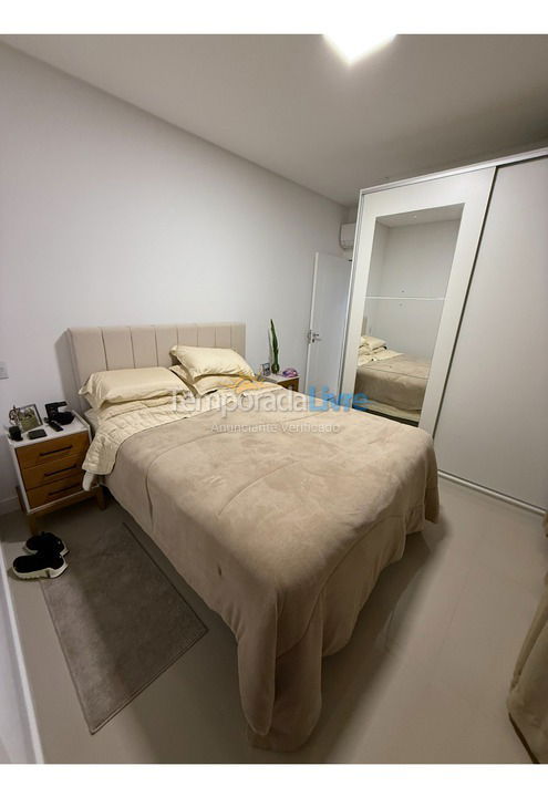 Apartment for vacation rental in Governador Celso Ramos (Praia de Palmas)