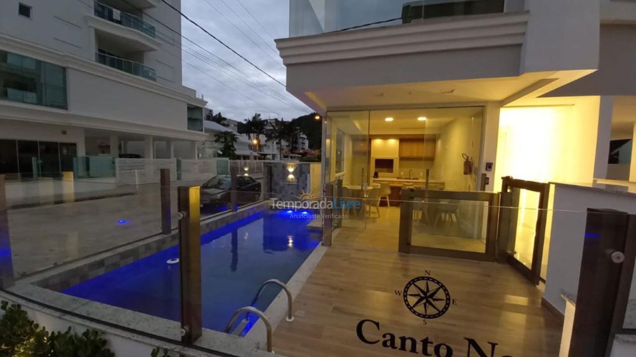 Apartment for vacation rental in Governador Celso Ramos (Praia de Palmas)