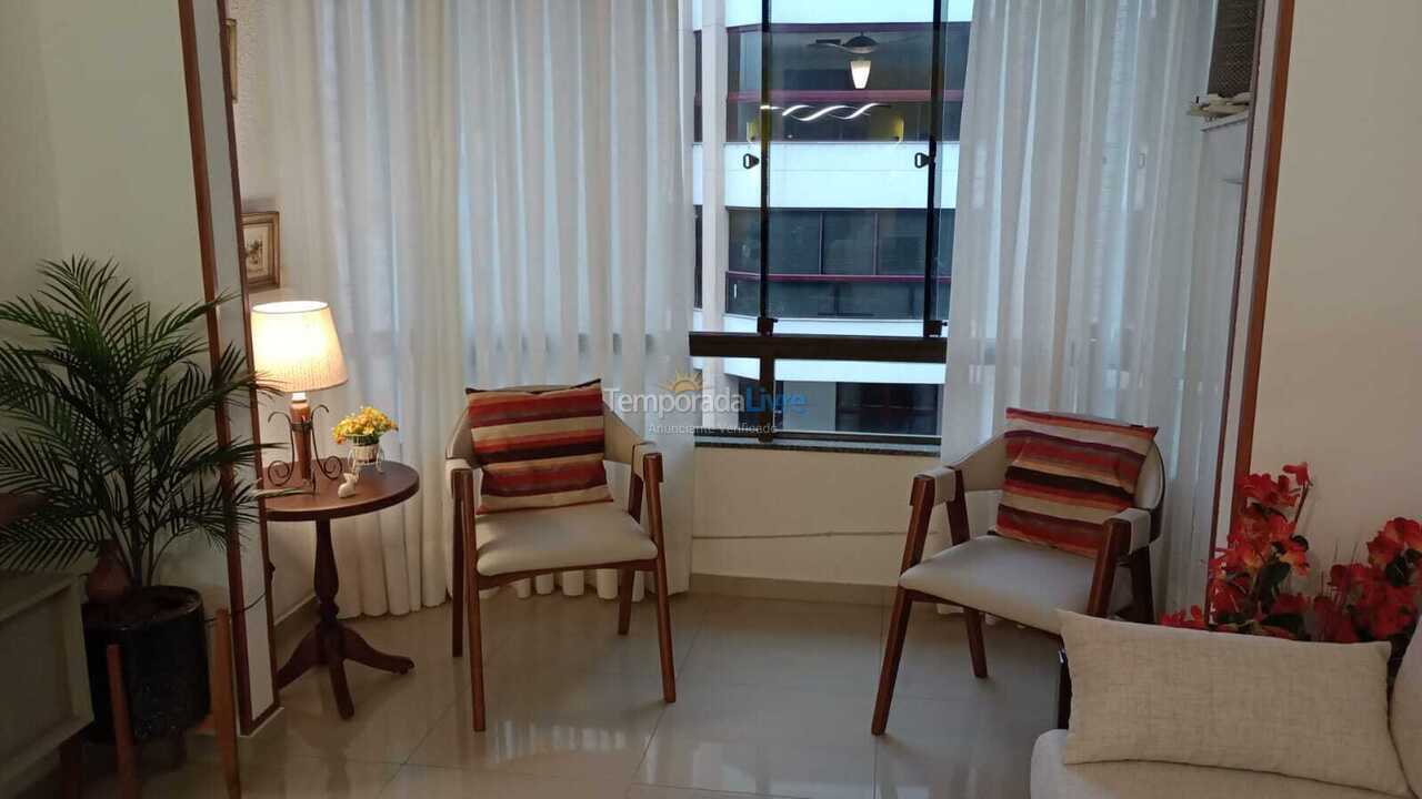 Apartamento para aluguel de temporada em Itapema (Meia Praia)