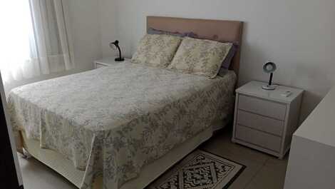 LINDO APTO 2DORMITÓRIOS,2 AR, PERTO DO SHOPPING RUSSI.