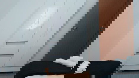 Apartment in the north zone with swimming pool and private parking.