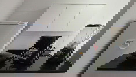 Apartment in the north zone with swimming pool and private parking.