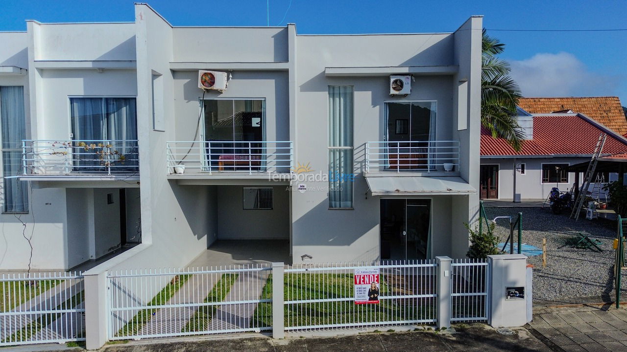 Casa para alquiler de vacaciones em São Francisco do Sul (Itaguaçu)