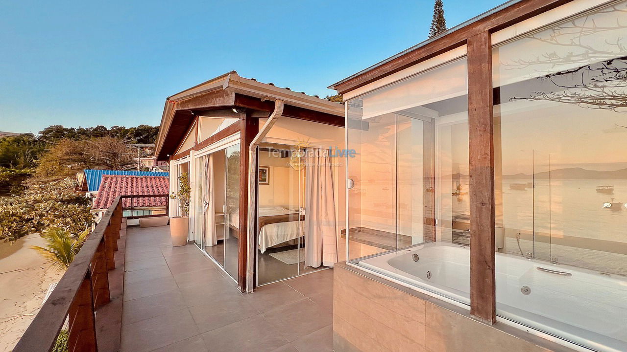 Casa para alquiler de vacaciones em Porto Belo (Araca)