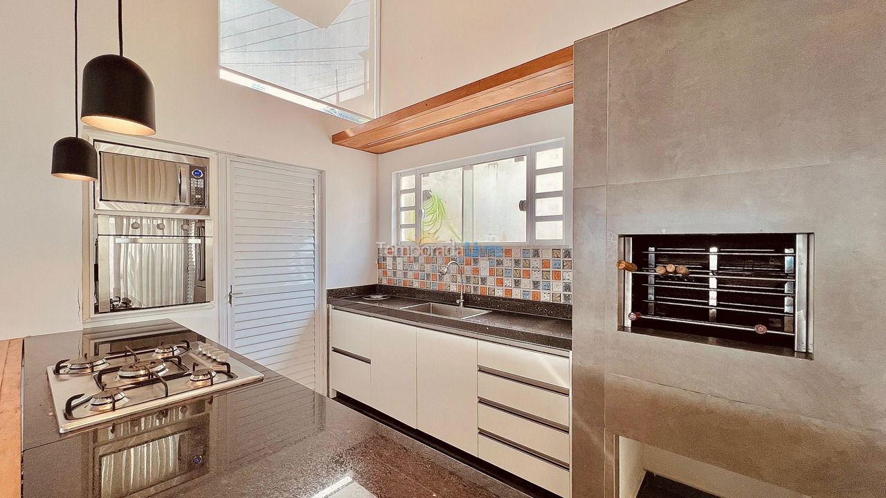 Casa para alquiler de vacaciones em Porto Belo (Araca)