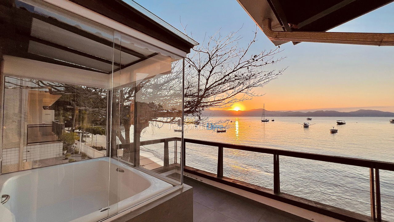 Casa para alquiler de vacaciones em Porto Belo (Araca)