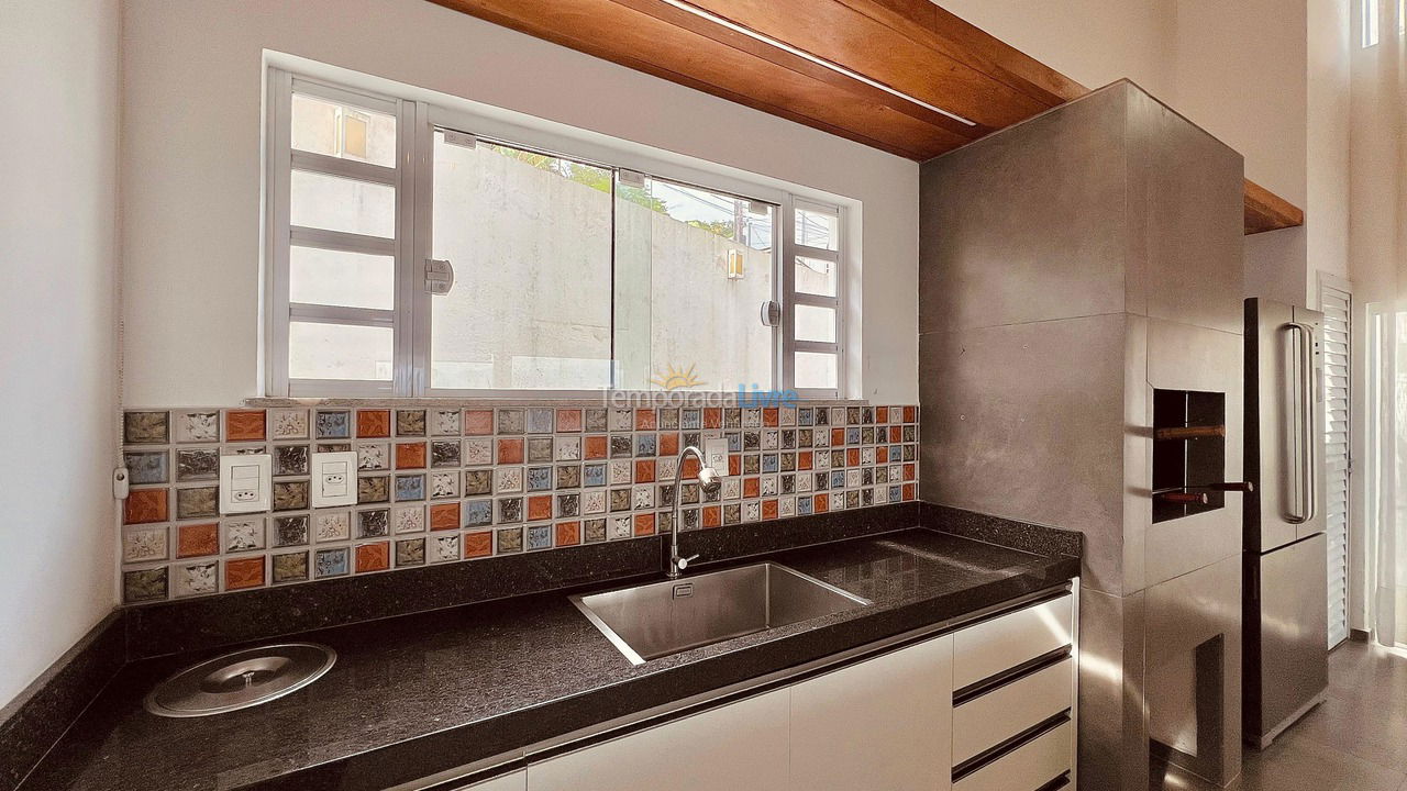 Casa para alquiler de vacaciones em Porto Belo (Araca)