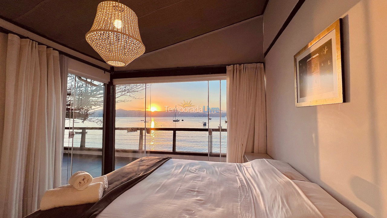 Casa para alquiler de vacaciones em Porto Belo (Araca)