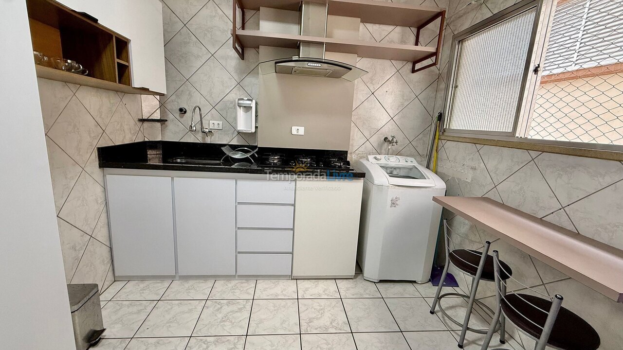 Apartamento para aluguel de temporada em Praia Grande (Vila Guilhermina)