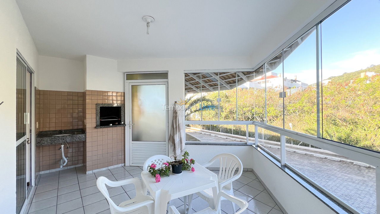 Apartment for vacation rental in Bombinhas (Praia de Bombinhas)