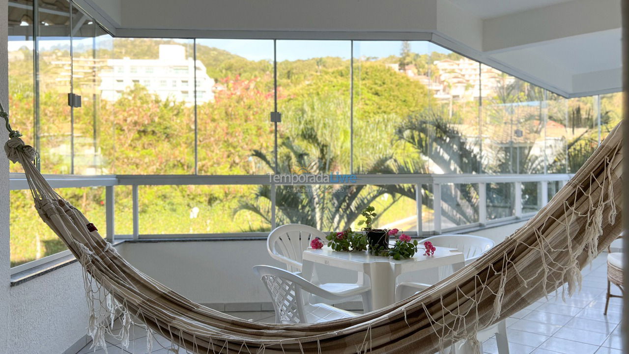 Apartment for vacation rental in Bombinhas (Praia de Bombinhas)