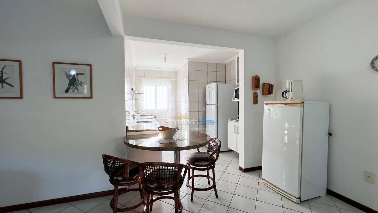 Apartment for vacation rental in Bombinhas (Praia de Bombinhas)