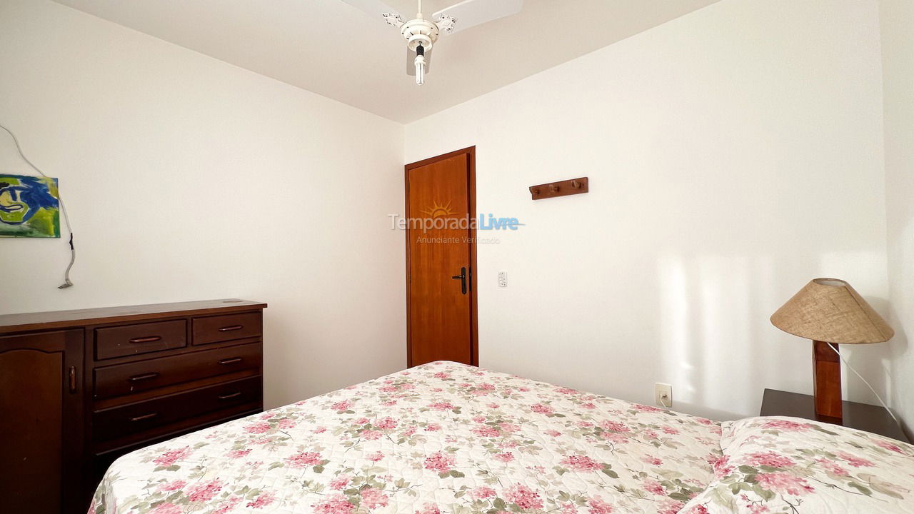 Apartment for vacation rental in Bombinhas (Praia de Bombinhas)