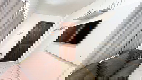 Apartment with 1 bedroom in the center of Bombinhas