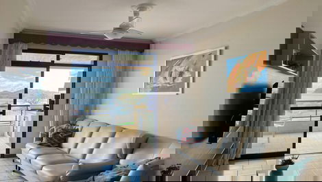 APT CON HERMOSA VISTA A LA PLAYA DE BOMBINHAS