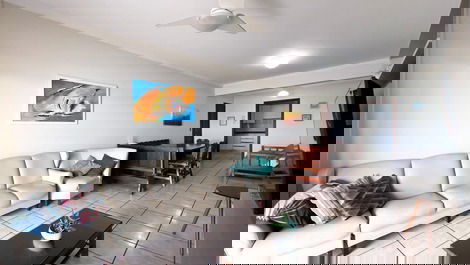 APT CON HERMOSA VISTA A LA PLAYA DE BOMBINHAS