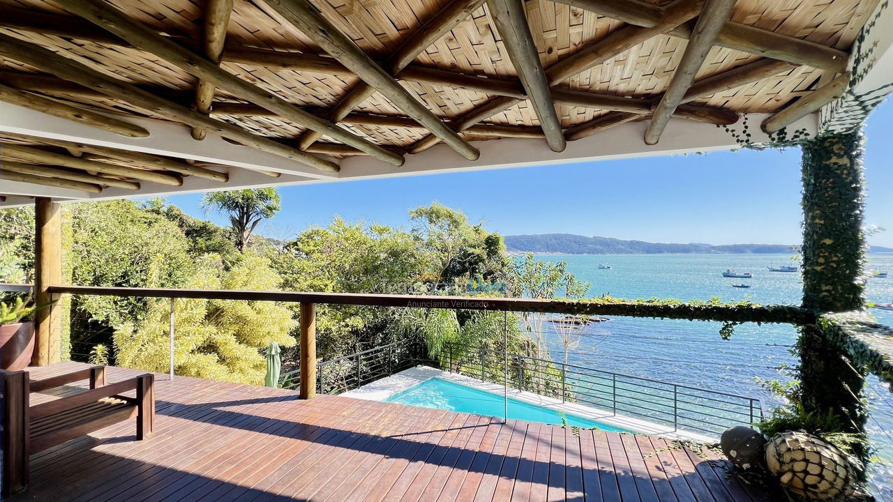 House for vacation rental in Bombinhas (Praia de Bombinhas)