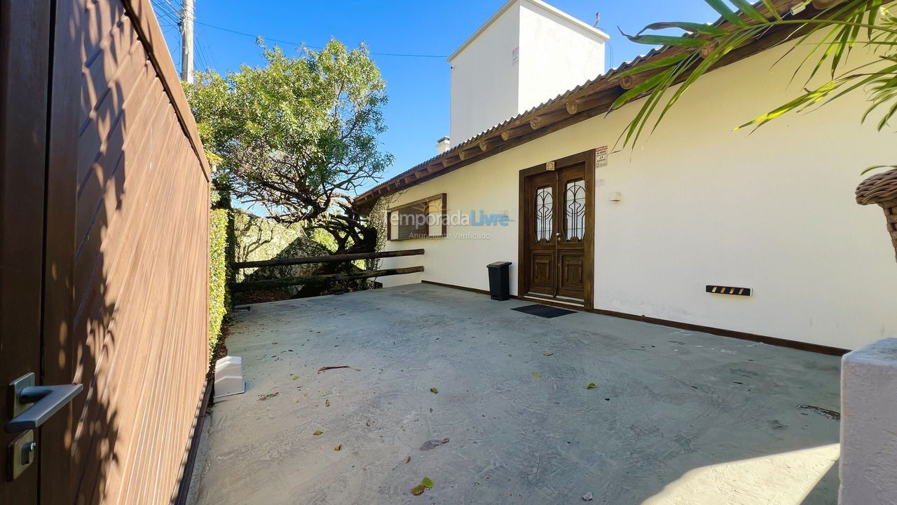 House for vacation rental in Bombinhas (Praia de Bombinhas)