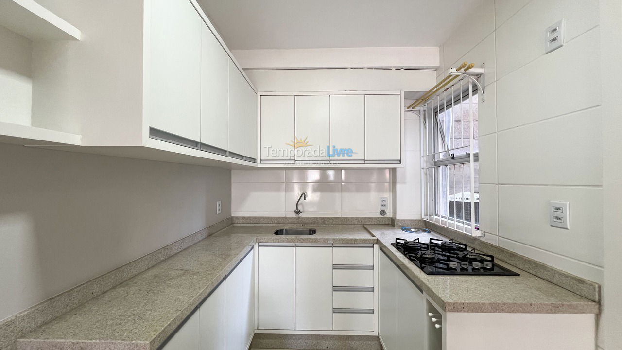 Apartment for vacation rental in Bombinhas (Praia de Bombinhas)