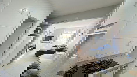 Cozinha integrada com sala