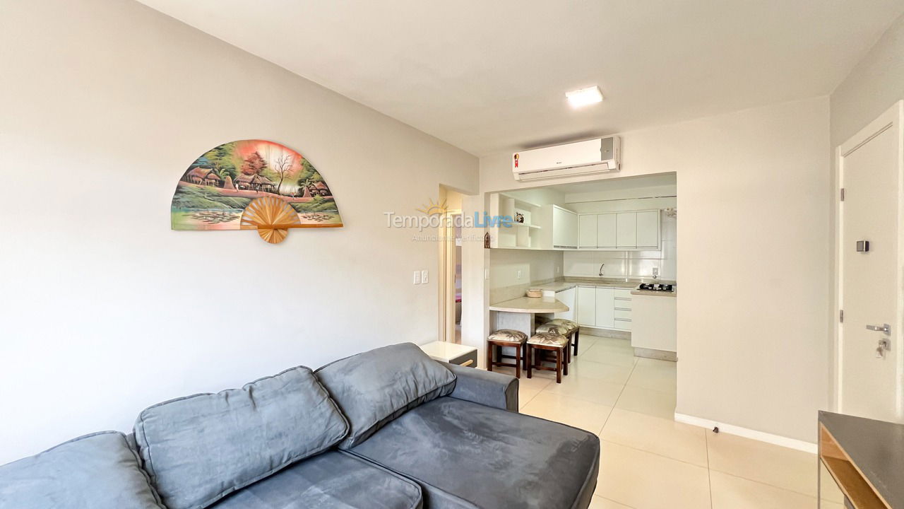 Apartment for vacation rental in Bombinhas (Praia de Bombinhas)