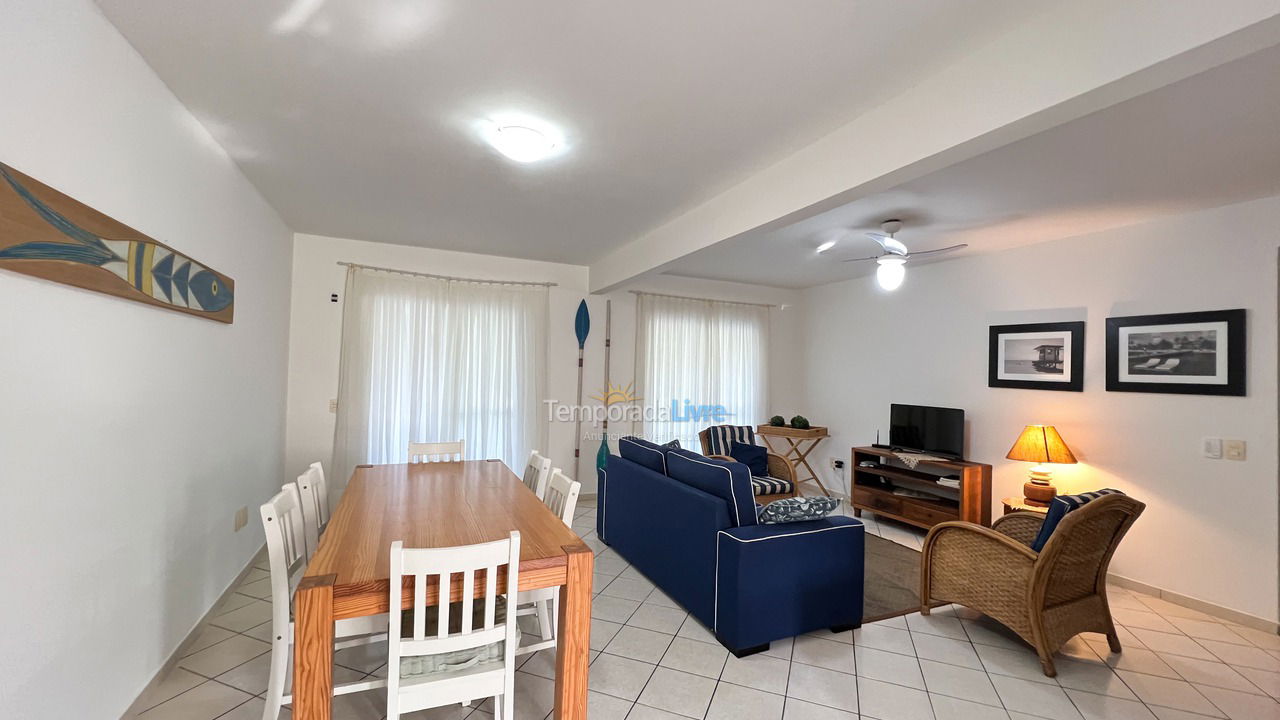 Apartment for vacation rental in Bombinhas (Praia de Bombinhas)