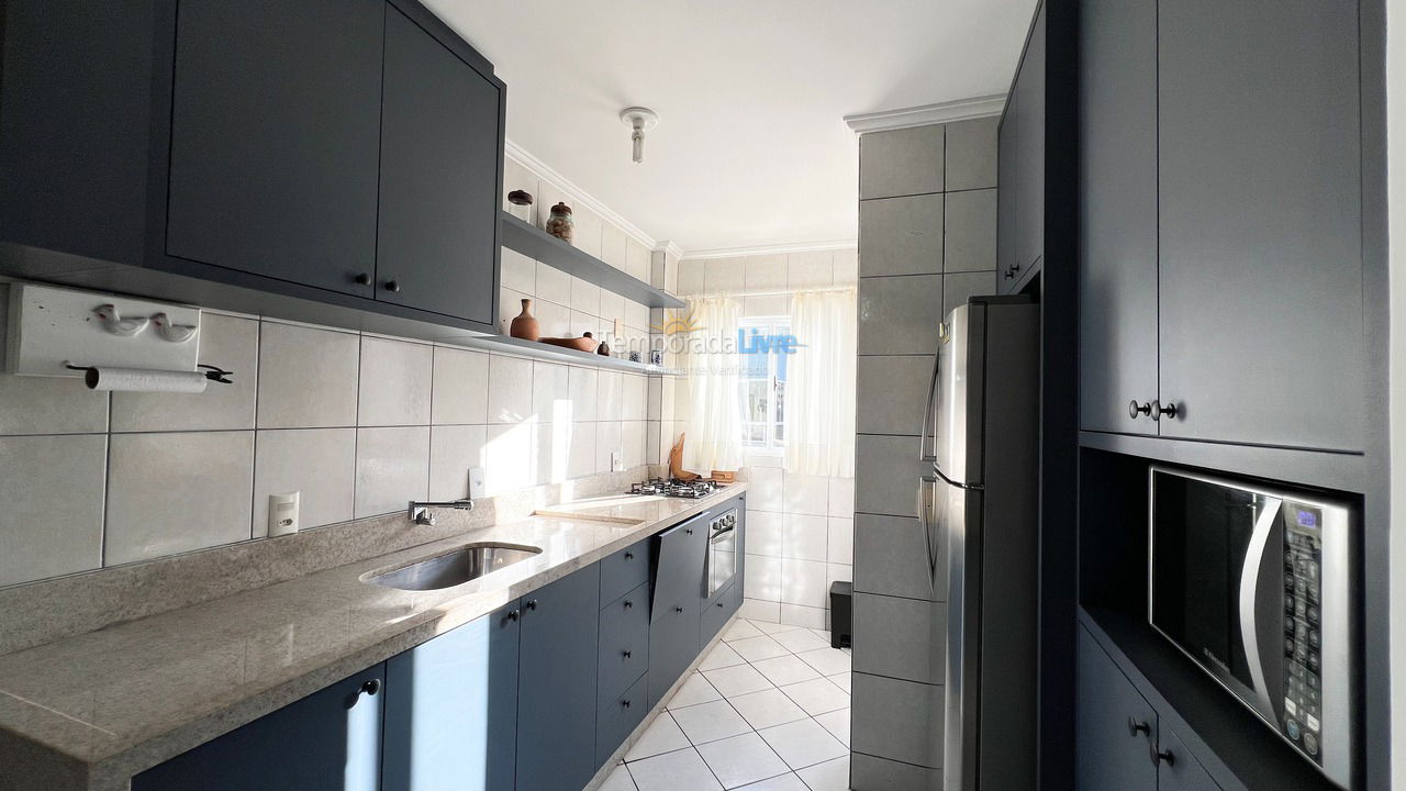 Apartment for vacation rental in Bombinhas (Praia de Bombinhas)