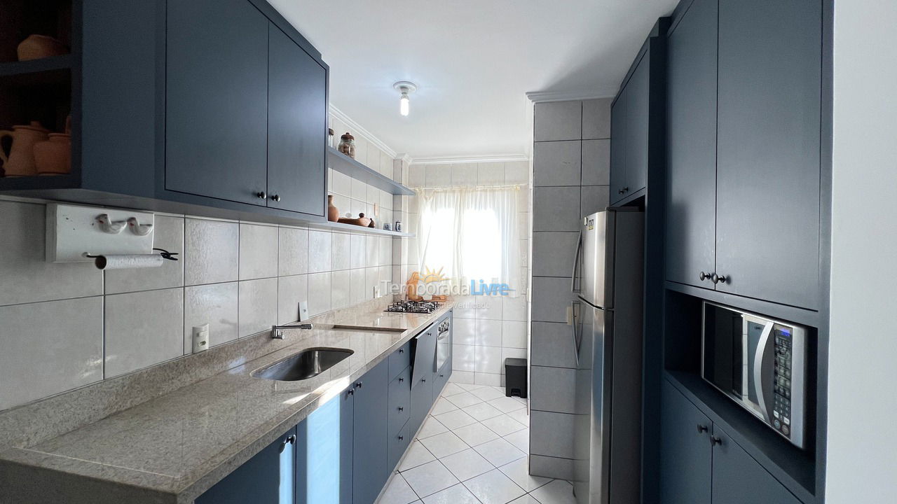 Apartment for vacation rental in Bombinhas (Praia de Bombinhas)