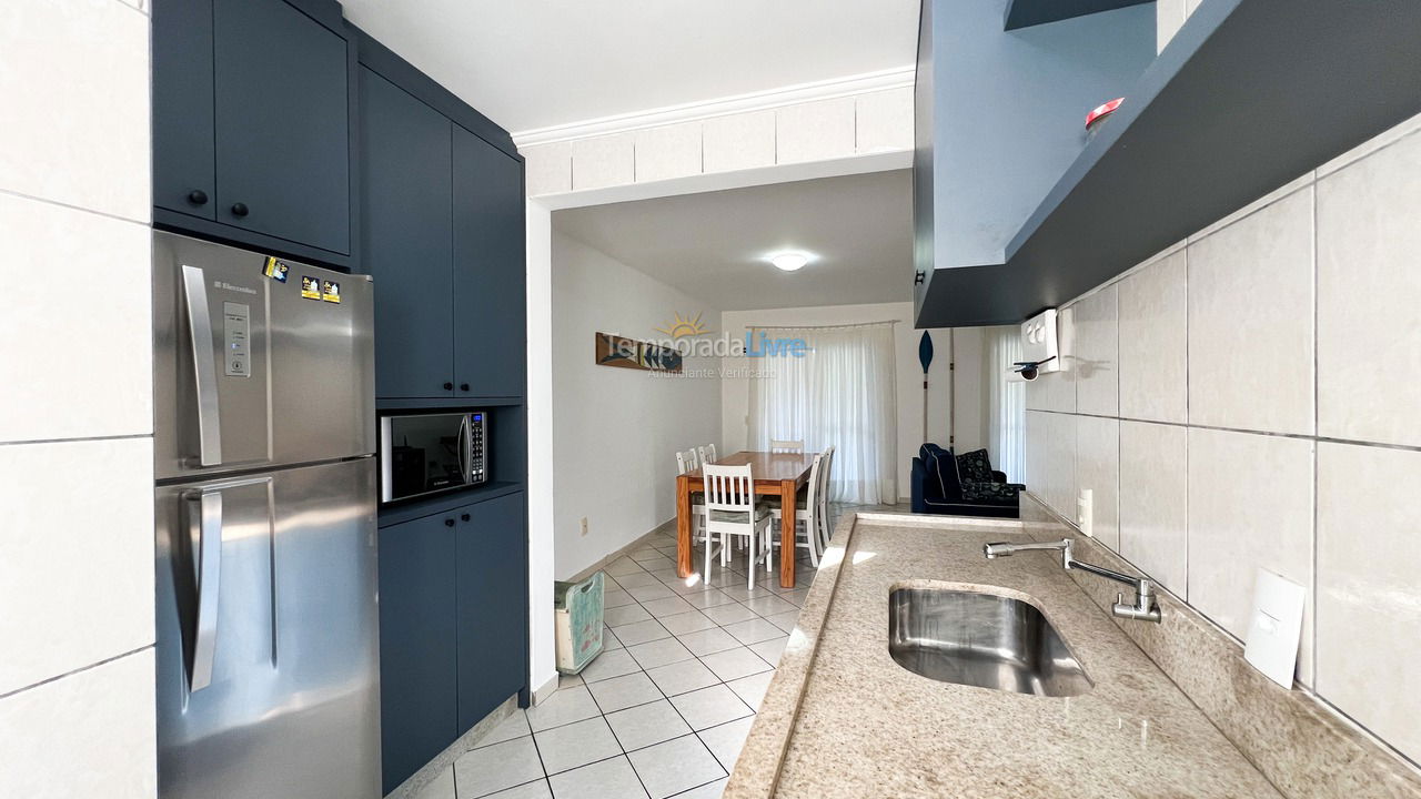 Apartment for vacation rental in Bombinhas (Praia de Bombinhas)