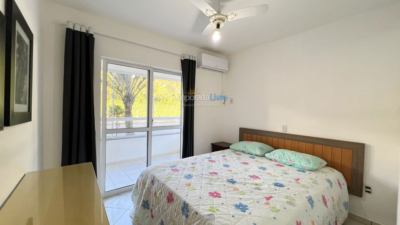 Apartment for vacation rental in Bombinhas (Praia de Bombinhas)