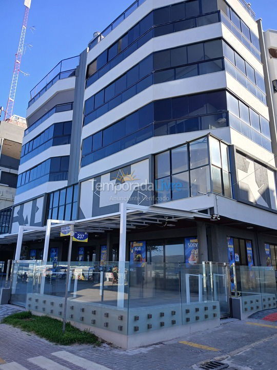 Apartamento para aluguel de temporada em Itapema (Meia Praia)