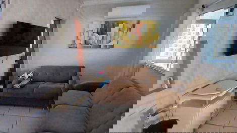 Cobertura lateral para o mar 4 quartos sendo 2 suítes