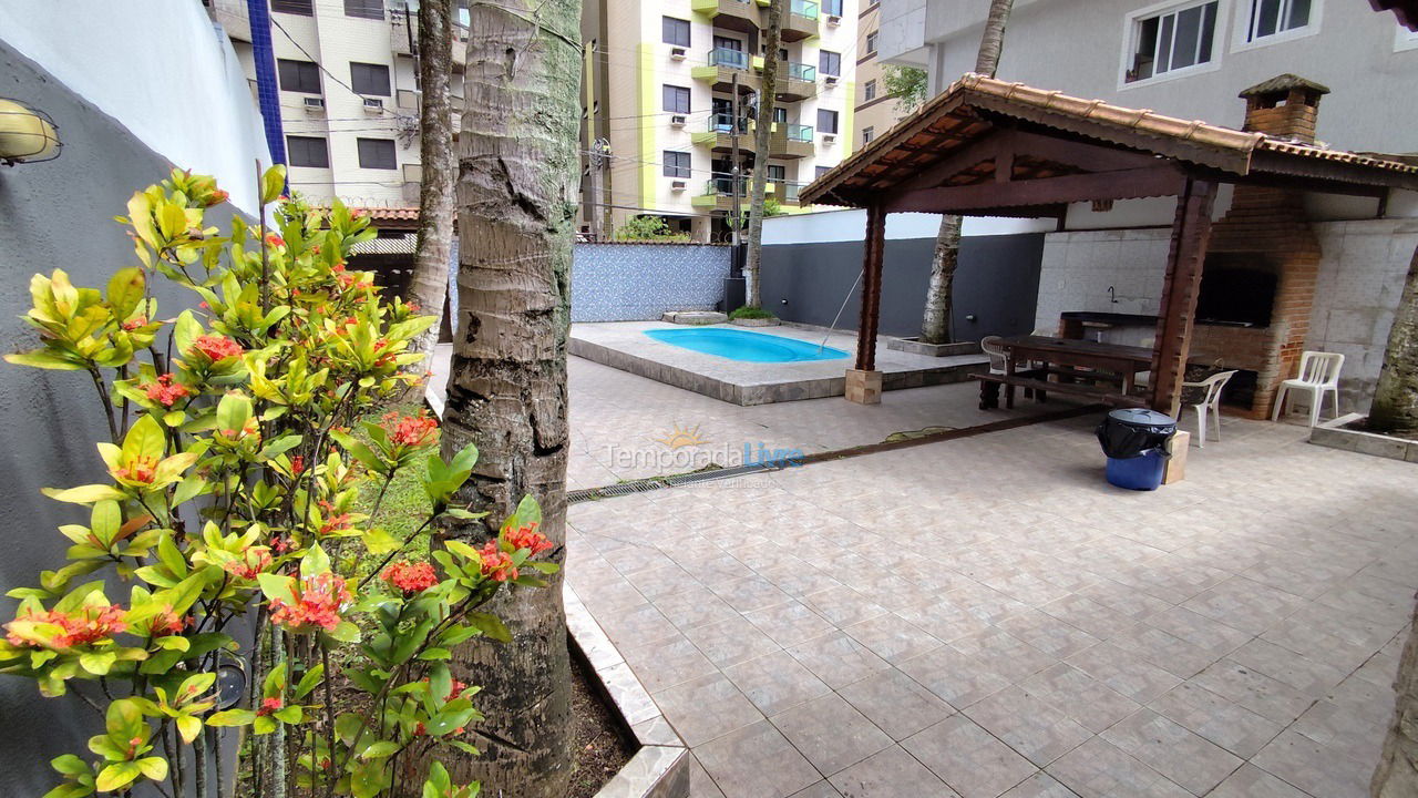 Casa para aluguel de temporada em Praia Grande (Aviação)