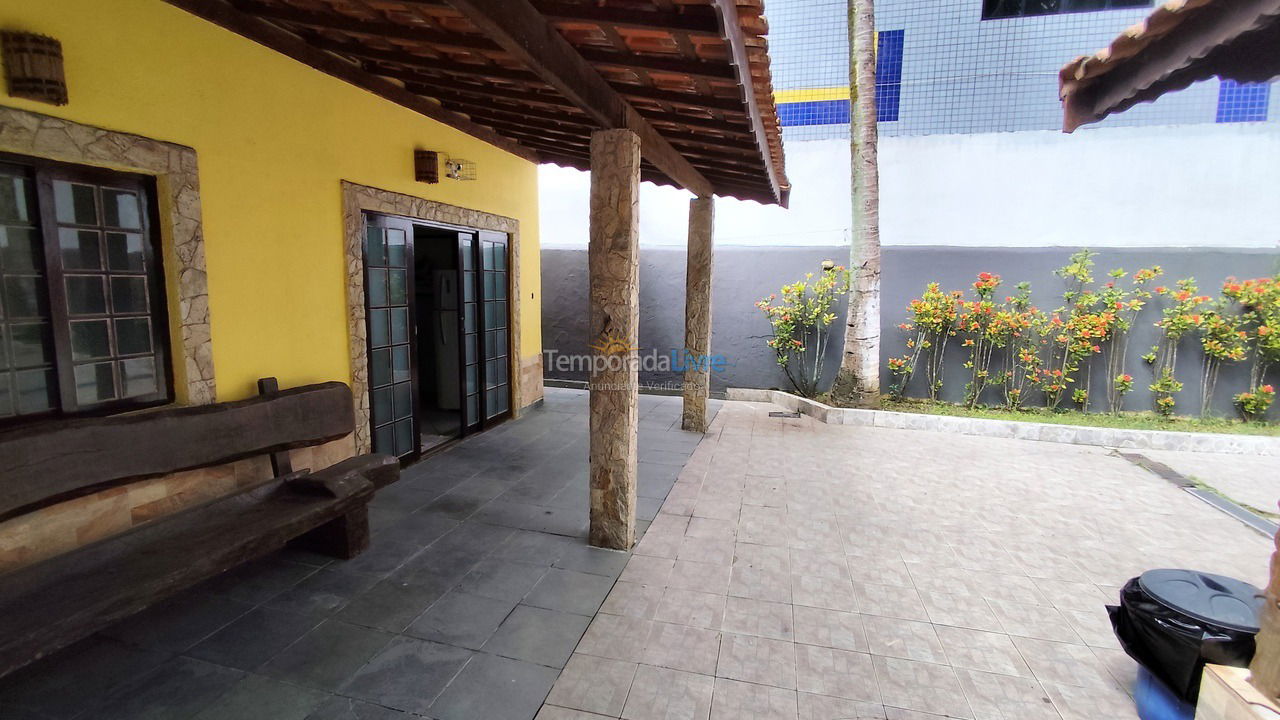 Casa para aluguel de temporada em Praia Grande (Aviação)