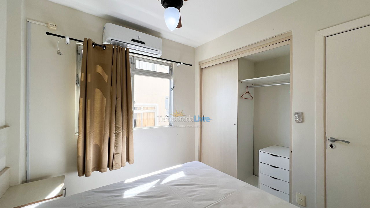 Apartment for vacation rental in Bombinhas (Praia de Bombinhas)