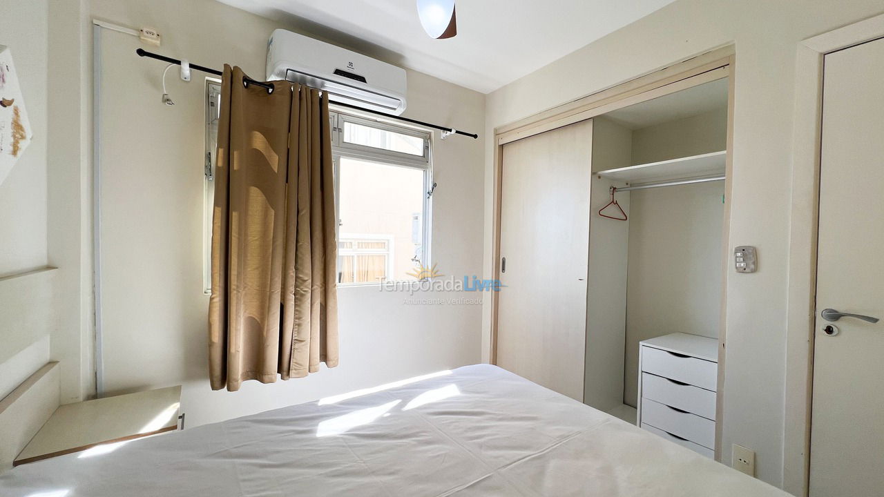 Apartment for vacation rental in Bombinhas (Praia de Bombinhas)