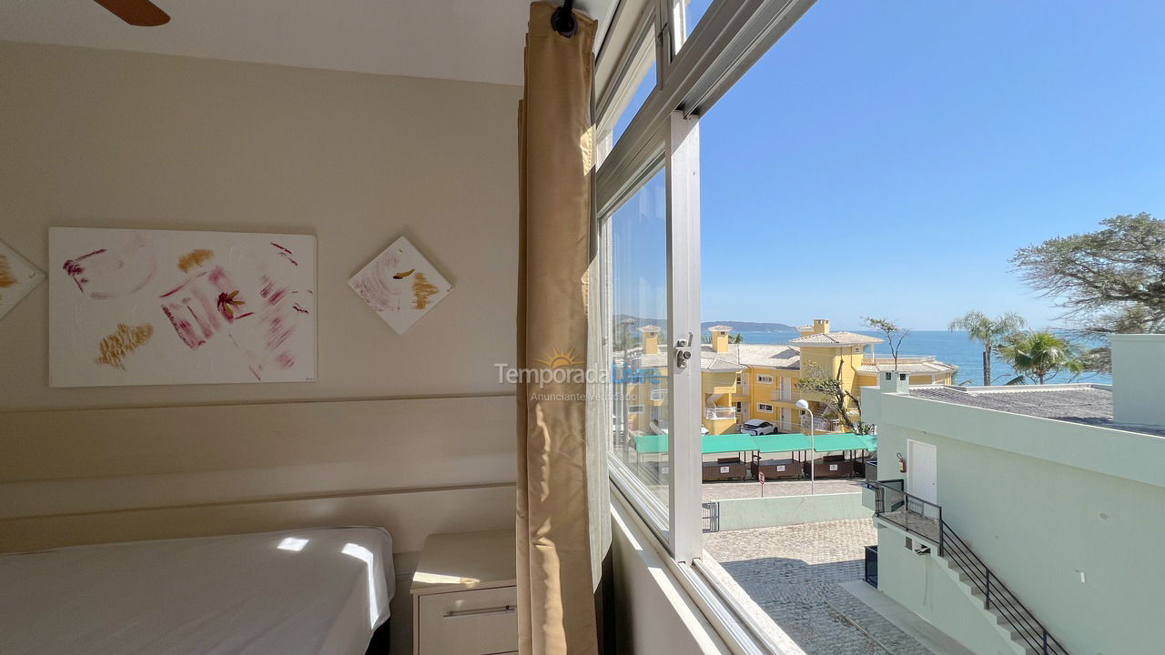 Apartment for vacation rental in Bombinhas (Praia de Bombinhas)