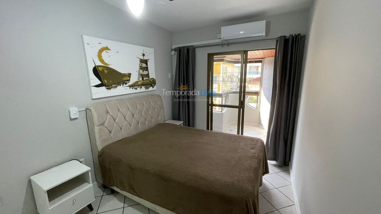 Apartamento para aluguel de temporada em Bombinhas (Centro de Bombinhas)