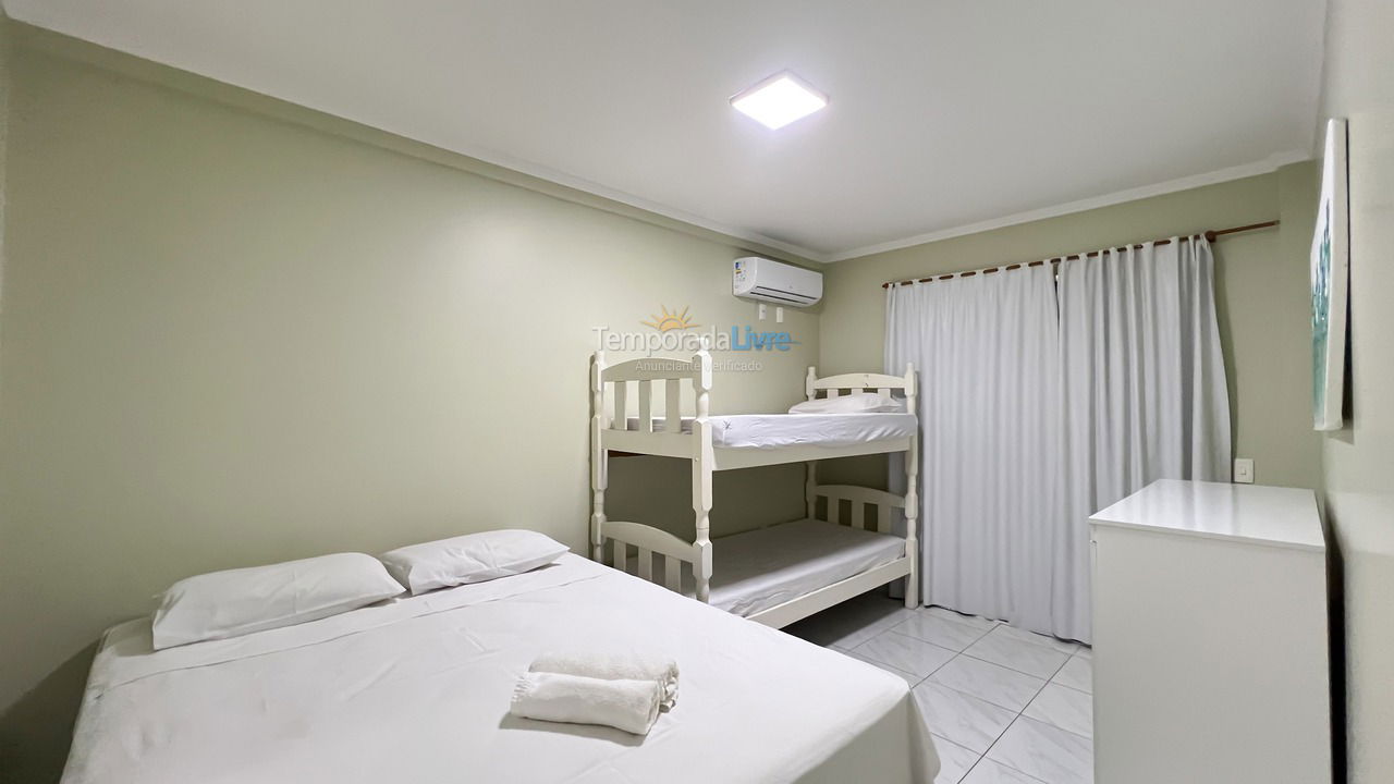 Apartamento para aluguel de temporada em Bombinhas (Praia de Bombinhas)