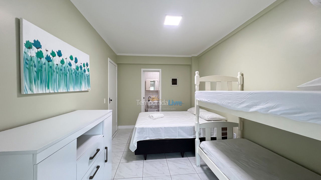 Apartamento para aluguel de temporada em Bombinhas (Praia de Bombinhas)