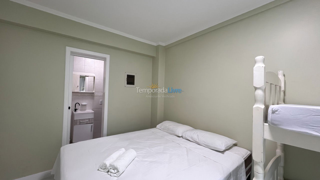 Apartamento para aluguel de temporada em Bombinhas (Praia de Bombinhas)