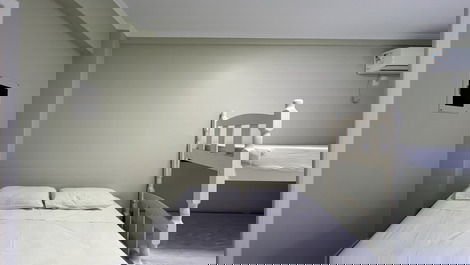 Apartamento com 2 dormitórios Rua Pirajica na praia de Bombinhas