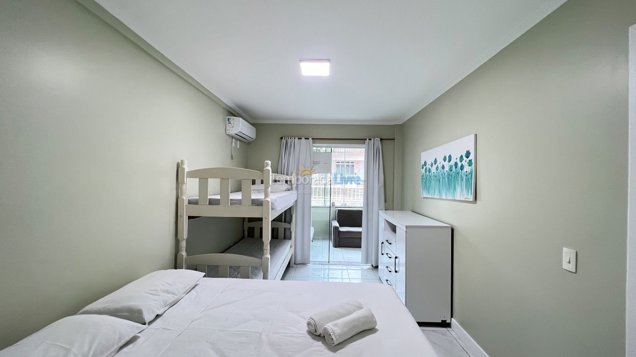 Apartamento para aluguel de temporada em Bombinhas (Praia de Bombinhas)