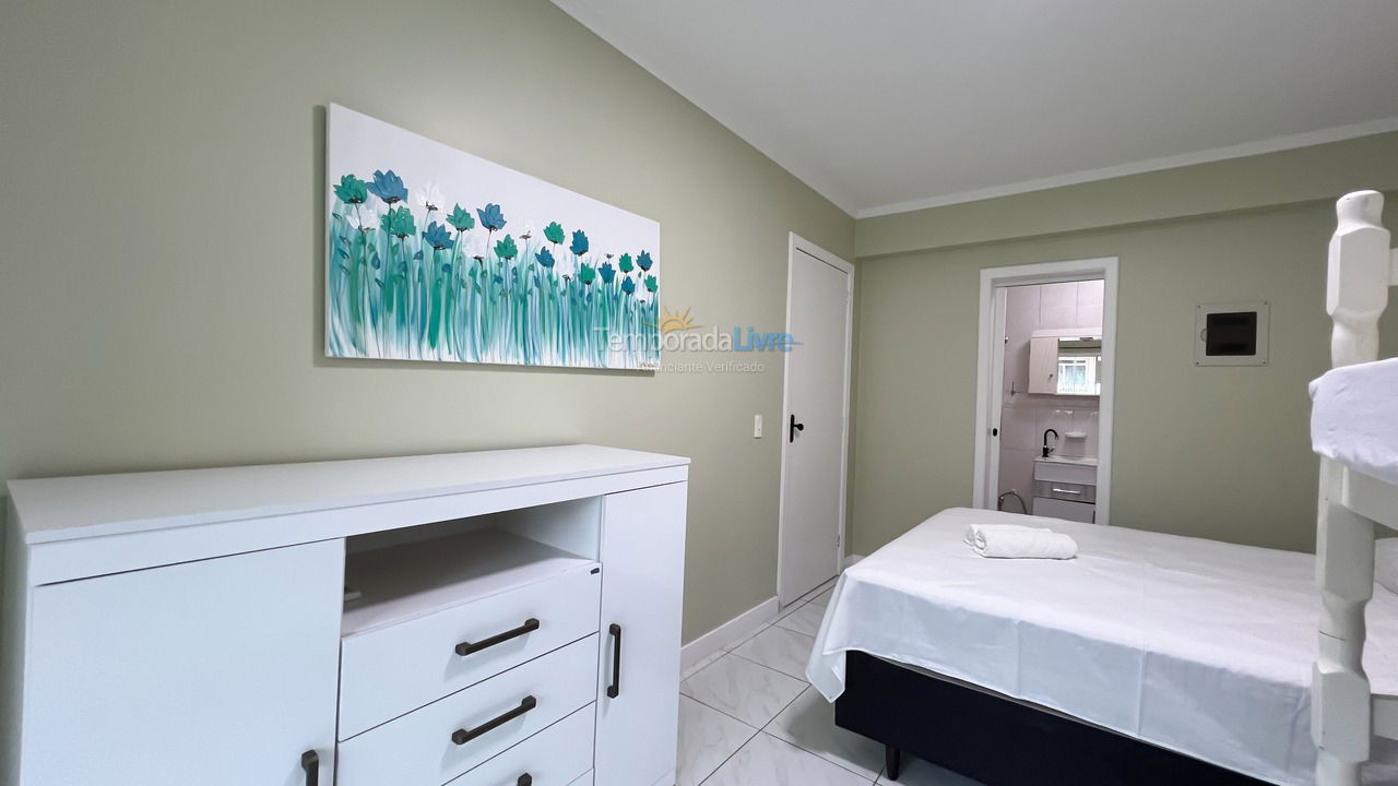 Apartamento para aluguel de temporada em Bombinhas (Praia de Bombinhas)