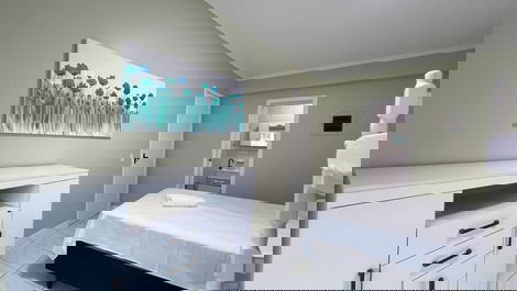 Apartamento com 2 dormitórios Rua Pirajica na praia de Bombinhas