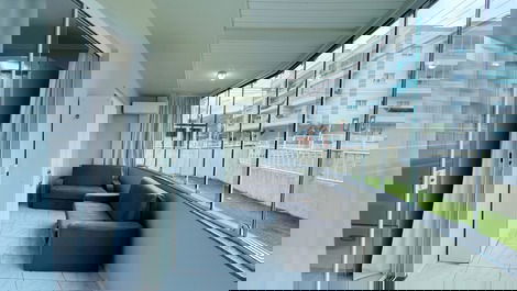 Apartamento com 2 dormitórios Rua Pirajica na praia de Bombinhas