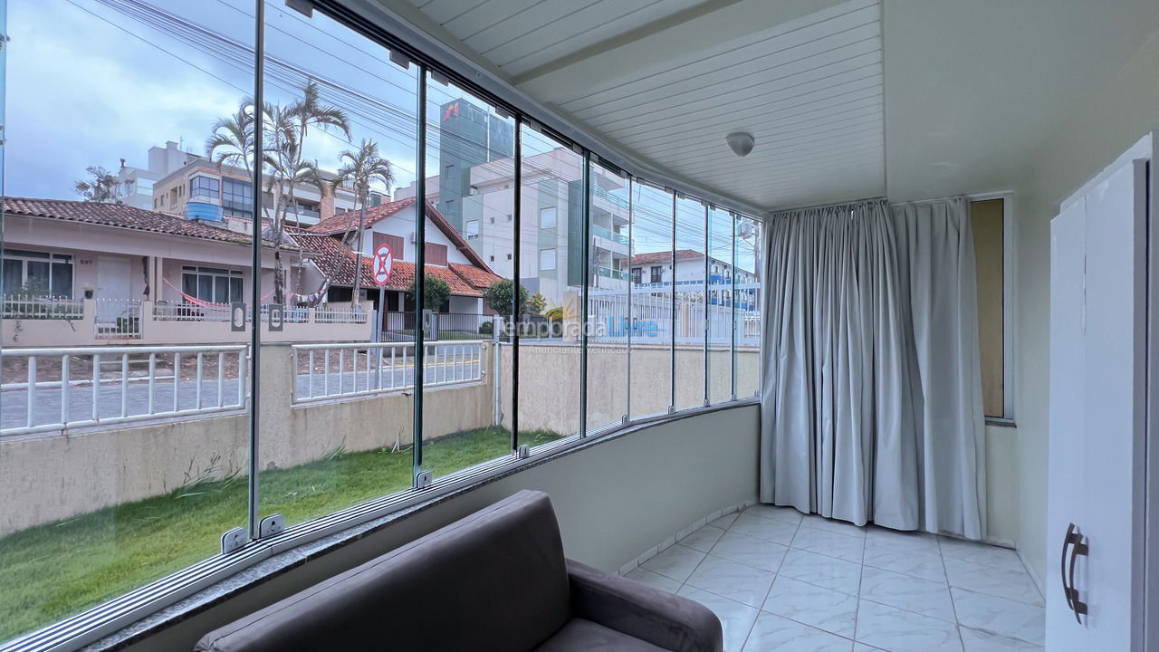 Apartamento para aluguel de temporada em Bombinhas (Praia de Bombinhas)