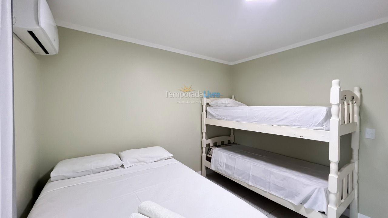 Apartamento para aluguel de temporada em Bombinhas (Praia de Bombinhas)